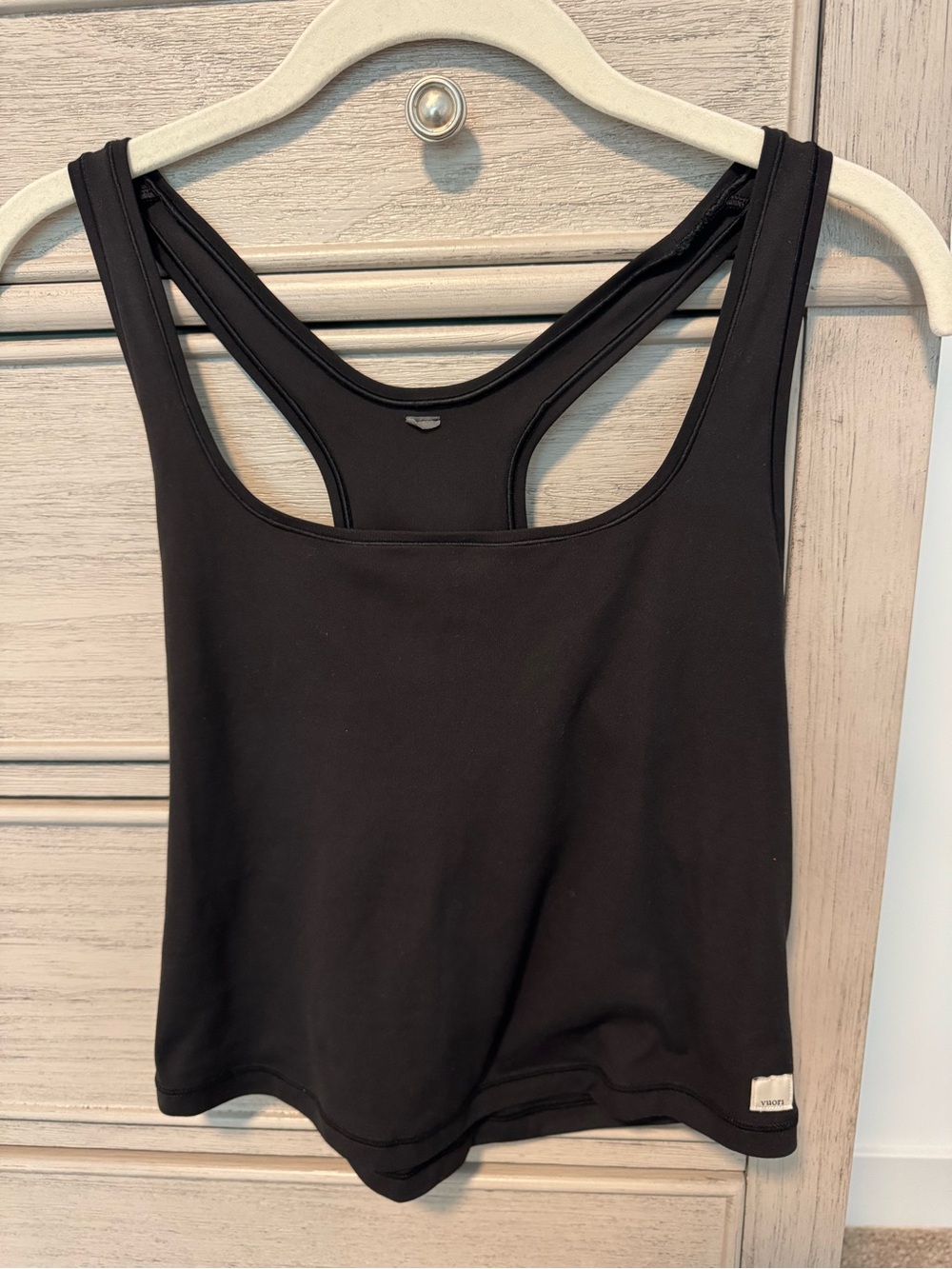 Vuori Women’s Black Square Neck Racerback Cropped Tank Top